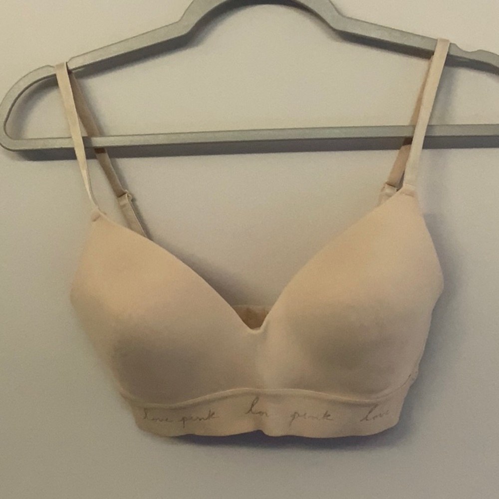 Victoria's Secret Wear Everywhere wireless lightly lined bra, beige, size 32D